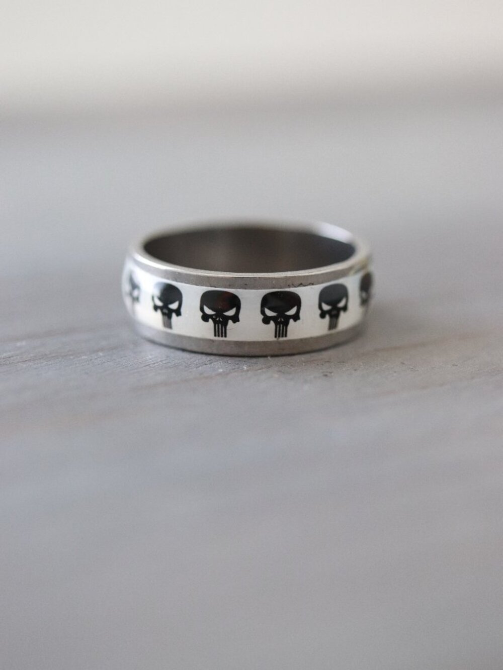 Skull Design Black/White Men/Women Band Ring Silver Stainless Steel
